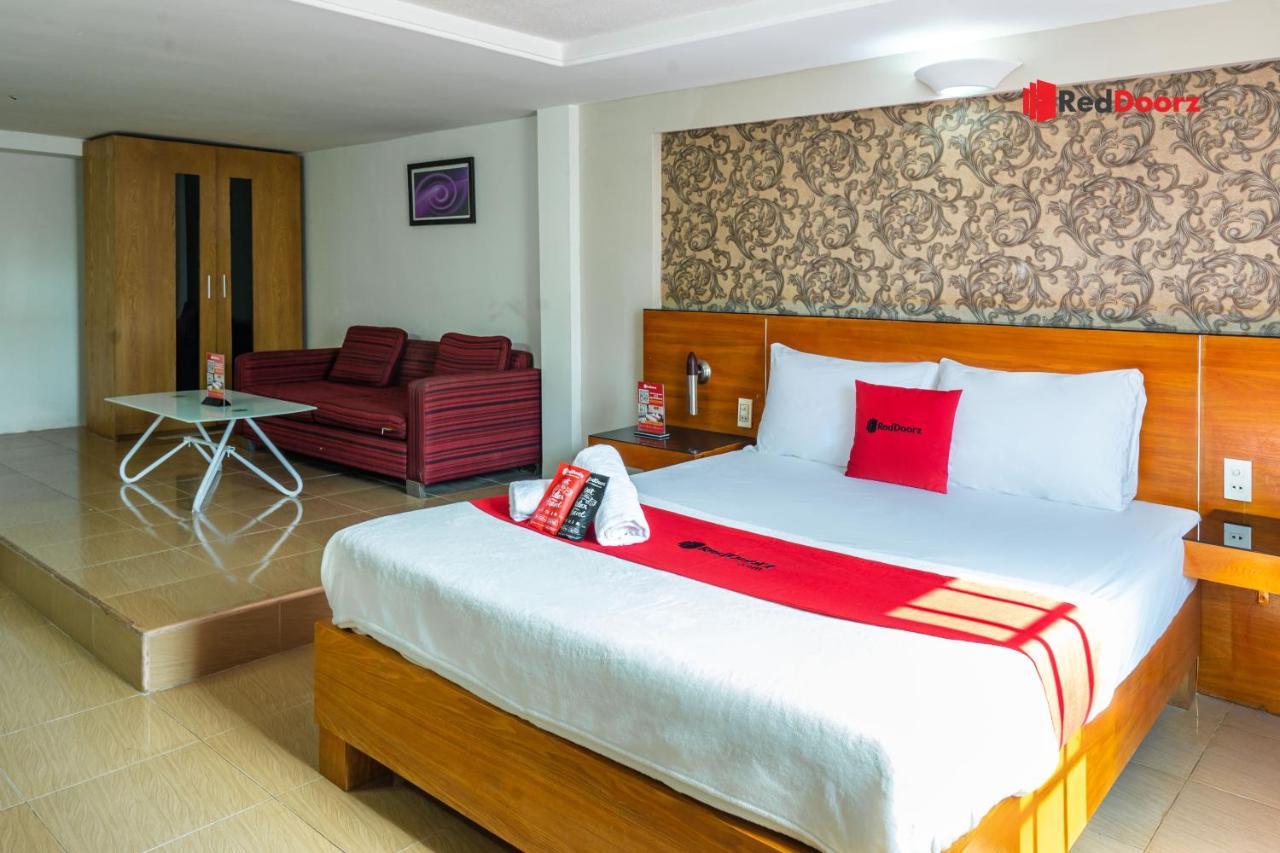 Reddoorz Khoi Nguyen Hotel Ly Chinh Thang Хошимін Екстер'єр фото